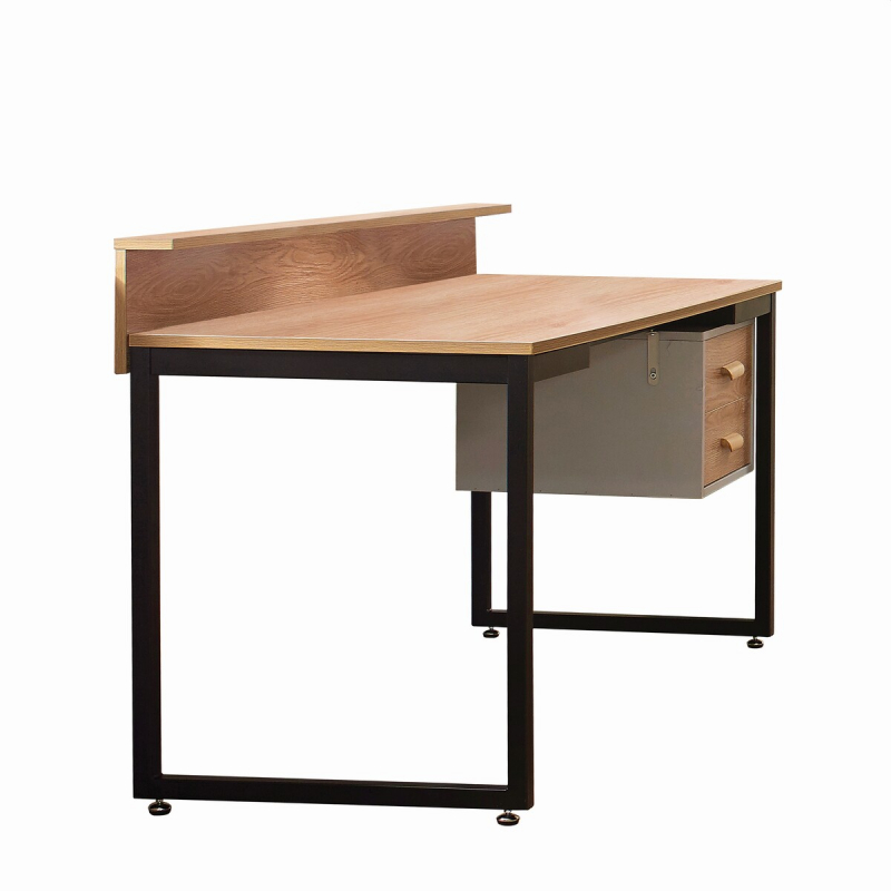 Schreibtisch im Industrial Design